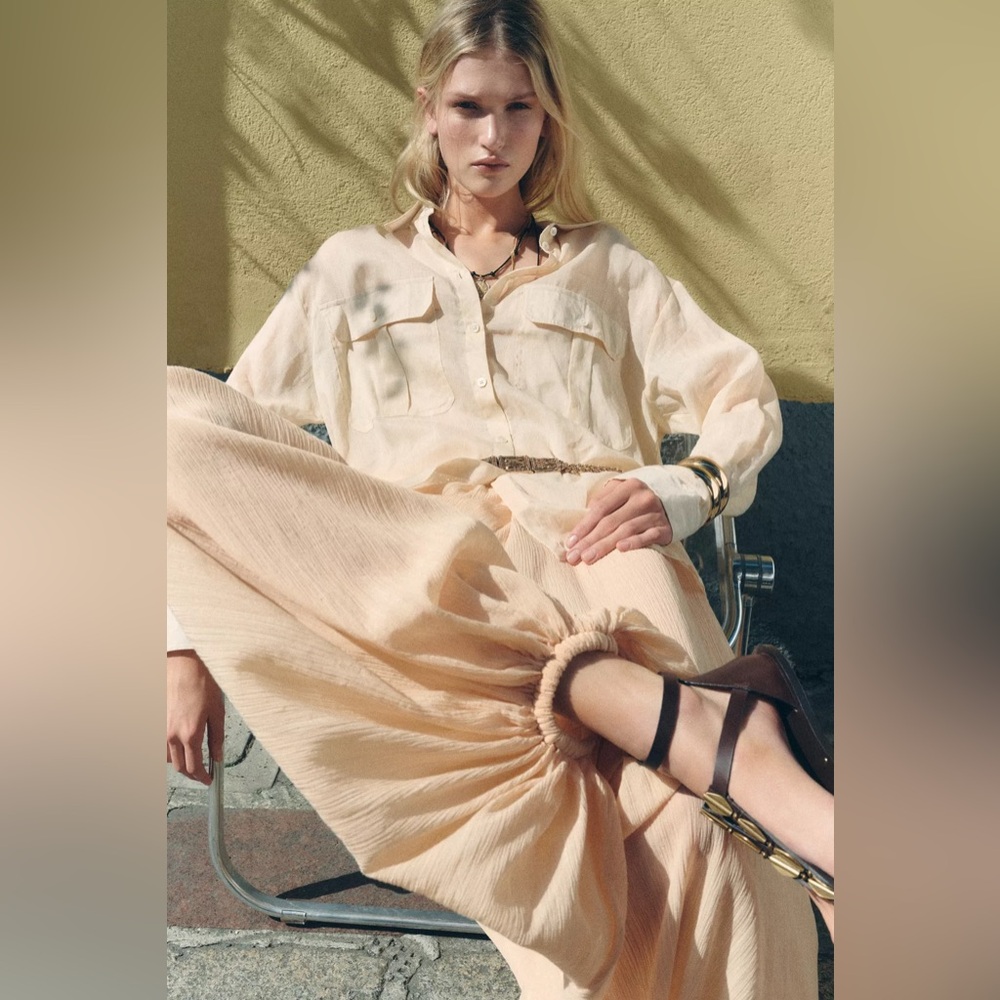 ZARA Women collection Cream Button-Up Blouse Top Size XS NEW